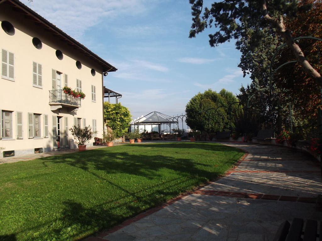 Locanda Del Boscogrande 몬테그로소 다스티 외부 사진