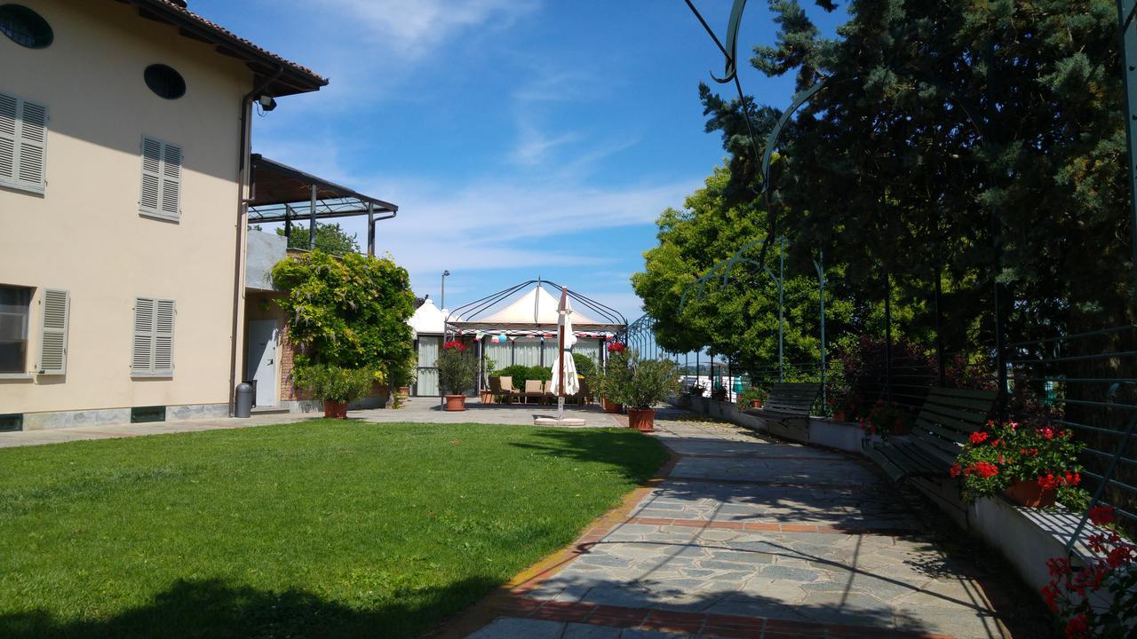 Locanda Del Boscogrande 몬테그로소 다스티 외부 사진